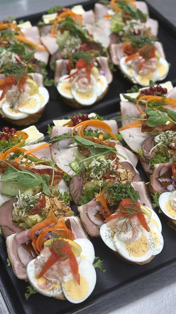 Landgangsbrød m. 6 slags pålæg